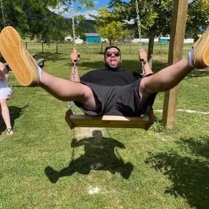 Meet your Posher, Calum